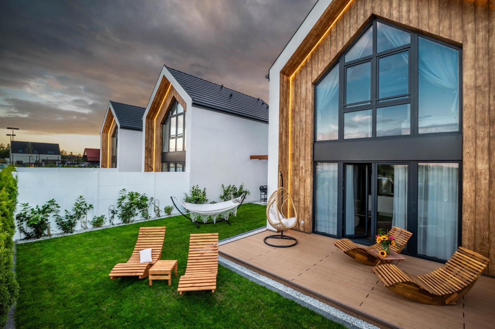 Olivina Park Spa - Domki Z Dostepem Do Krytego Basenu, Saun, Wyzywienia I Atrakcji Dla Dzieci Niechorze Exterior photo